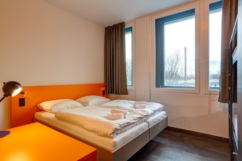 Meininger Hotel Muenchen Olympiapark Exterior photo